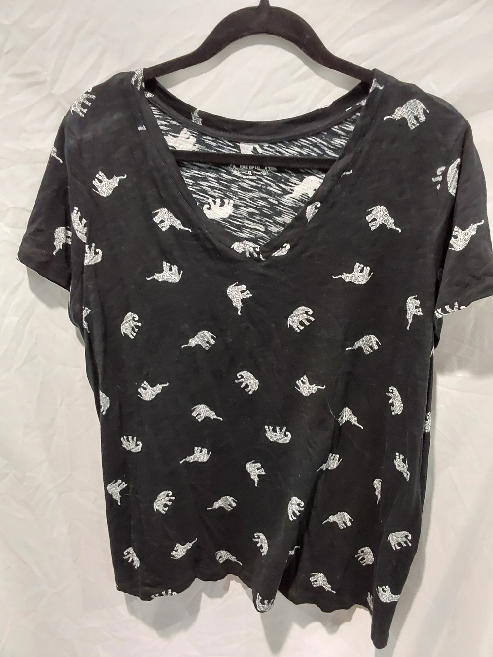Mudd Black V-Neck Tee with White Elephant Print